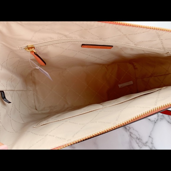 Michael kors large top zip tote - Picture 6 of 6